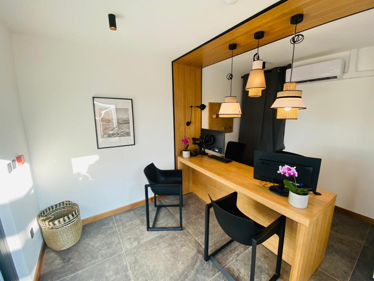 Latitude 21 Ξενοδοχείο Saint-Gilles-les Bains Εξωτερικό φωτογραφία