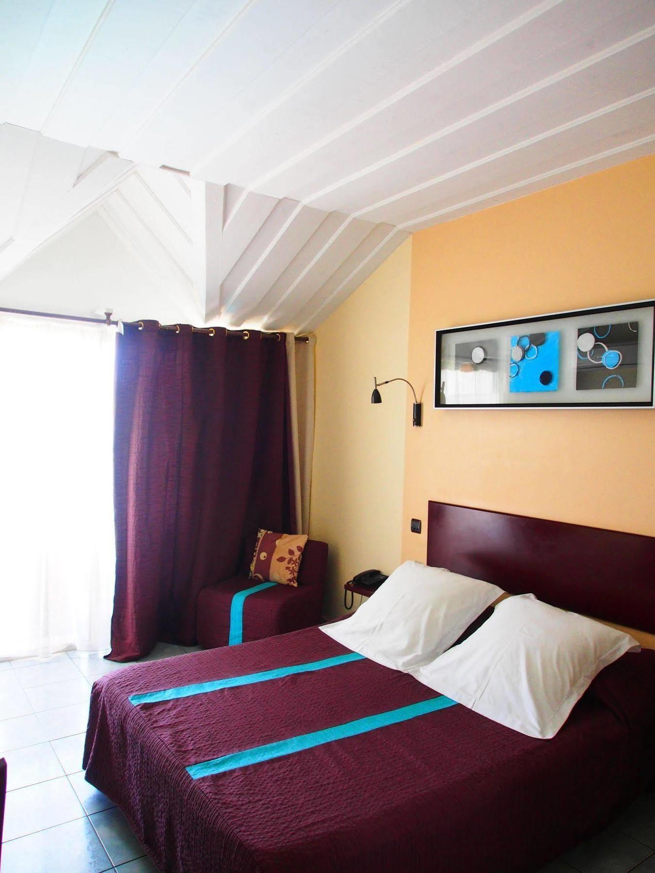 Latitude 21 Ξενοδοχείο Saint-Gilles-les Bains Εξωτερικό φωτογραφία